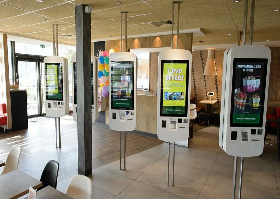 Self Service Pay Machine Touch Screen Checkout Machine Ordering Restaurant Order Kiosk